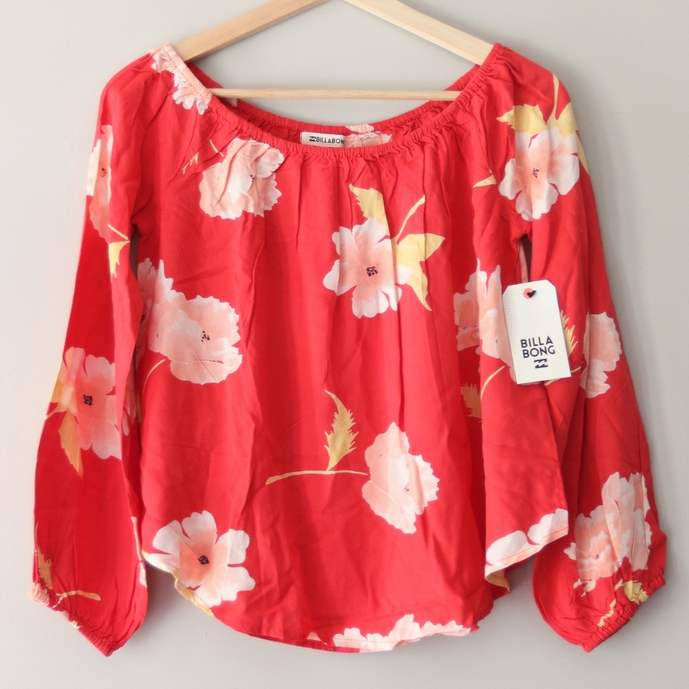 Billabong || NWT Top "Mi Amore" Floral Blouse - S